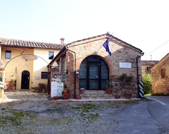 Otel Il Pozzo di Radi (Monteroni d'Arbia, İtalya)
