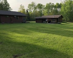 Entire House / Apartment Newly Remodeled 5 Bedroom 1 Bath Surrounded By Lakes And Trails. (Akeley, USA)