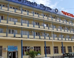 Hotel Svetly Put' Apsny (Gudauta, Georgien)