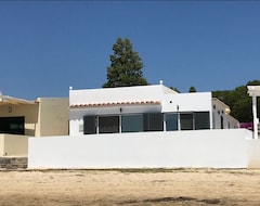 Cijela kuća/apartman Beach House In A Fantastic Location With Stunning Views. (Olhao, Portugal)