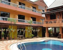 Hotelli Baan Kasemsuk Guesthouse (Patong Beach, Thaimaa)