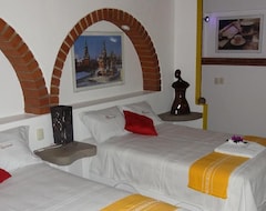 Khách sạn Hotel Valle Dorado (Valle de Bravo, Mexico)