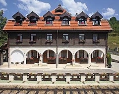 Hotel Kompleks Šarganska osmica (Užice, Serbien)