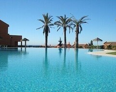 Koko talo/asunto 2 Bedroom Luxury Apartment, Marbella. Free Wi Fi (Marbella, Espanja)