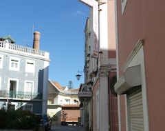 Pansiyon Hotel Central (Caldas da Rainha, Portekiz)