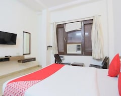 Khách sạn Oyo 48917 Yuvaan Saver (Nagpur, Ấn Độ)
