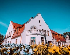 Bahnhofs hotel (Gulbene, Latvia)