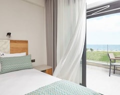 Khách sạn Albatros Suites (Vrasna, Hy Lạp)