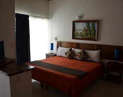 Hotel La Joya Del Lago (Chapala, Mexico)