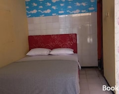 Hotelli Oyo 90757 Amkey Villa Tretes 1 (Sidoarjo, Indonesia)