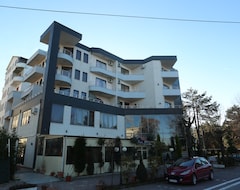 Hotel Perla (Pogradec, Arnavutluk)