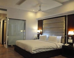 Hotel Mehfil Inn (Amravati, India)