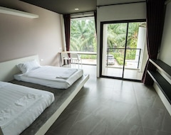 Hotel The Beach Resort & Residence - Sha Plus (Chumphon, Tajland)