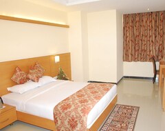 Hotel Mangal City (Indore, India)