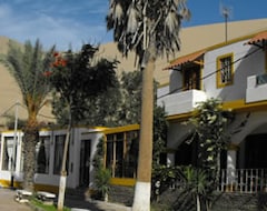 Hotelli Hosteria Suiza (Huacachina, Peru)