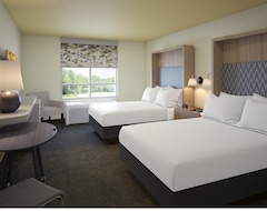 Holiday Inn & Suites - Fayetteville W-Fort Bragg Area, An Ihg Hotel (Fayetteville, Sjedinjene Američke Države)