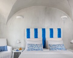 Hotel Mythical Blue Luxury Suites (Fira, Grecia)