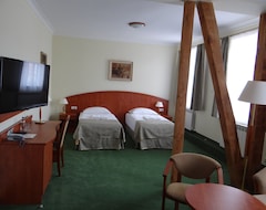 Khách sạn Hotel Wkra (Dzialdowo, Ba Lan)