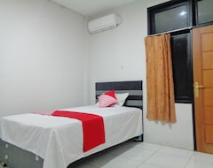 Khách sạn OYO 2648 Le Rêve Residence (Manado, Indonesia)