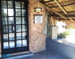 Nhà trọ Matlapeng Country Estate (Vanderbijlpark, Nam Phi)