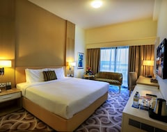Hotel Metropolitan Deira (Dubái, Emiratos Árabes Unidos)