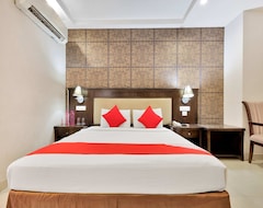 Khách sạn Capital O 12384 Hotel Serene Majestic (Hyderabad, Ấn Độ)