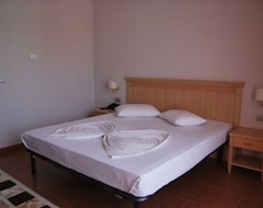 Hotel Dolce Vita (Dıraç, Arnavutluk)