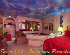 Khách sạn Oasis Of Eden Theme Rooms (Yucca Valley, Hoa Kỳ)