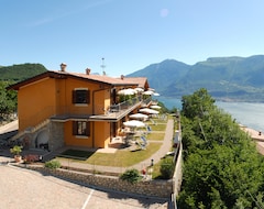 Otel Residence Garden (Tignale, İtalya)