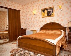 Hotel Zvezda Yamala (Noyabrsk, Russia)