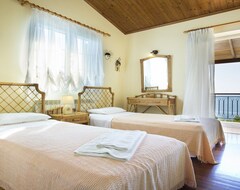 Hotel Anthoulas House (Lassi, Greece)