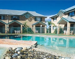 Hotelli Aqua Villa Holiday Apartments (Coffs Harbour, Australia)