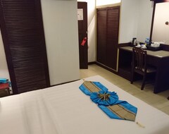 Khách sạn Hotel New Cafe Royal (Pattaya, Thái Lan)