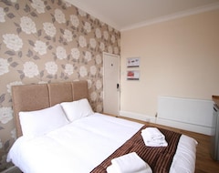 Hotel Gloucester Place Studio By Roomsbooked (Cheltenham, Reino Unido)