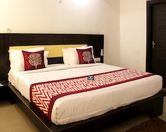 Khách sạn OYO 3773 City Square And Suites (Agra, Ấn Độ)