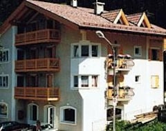 Khách sạn Fiordaliso (Canazei, Ý)