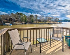 Hele huset/lejligheden New! Quaint Hot Springs Condo On Lake Hamilton! (Hot Springs, USA)