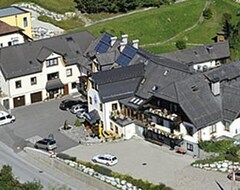 Hotelli Hotel Zum Weissen Stein (St. Michael, Itävalta)
