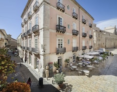Hotel Roma (Siracusa, Italia)