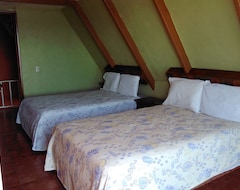 Entire House / Apartment Cabanas y Habitaciones El Malecon (Zirahuén, Mexico)