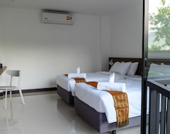 Khách sạn The Umbrella House - SHA Extra Plus (Kamala Beach, Thái Lan)