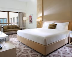 Metropolitan Hotel Dubai (Dubái, Emiratos Árabes Unidos)