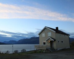 Khách sạn Slatteng (Lyngen, Na Uy)