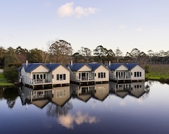 Toàn bộ căn nhà/căn hộ Lakeside Villas At Crittenden (Mornington, Úc)