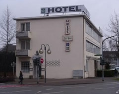 Khách sạn Zur Post (Monchengladbach, Đức)