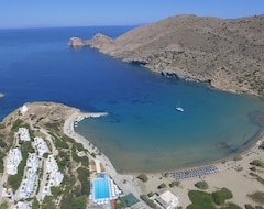 Hotel Dolphin Bay Family Beach Resort (Galissas, Greece)