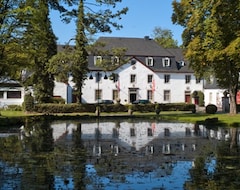 Khách sạn Hotel Schloss Auel (Lohmar, Đức)