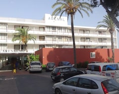 Hotel Arenal (San Antonio, Spain)