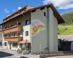 Khách sạn Garni-Apparthotel St. Valentin (Graun im Vinschgau, Ý)