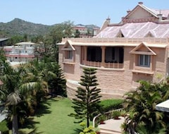 Hotel Palanpur Palace (Mount Abu, India)